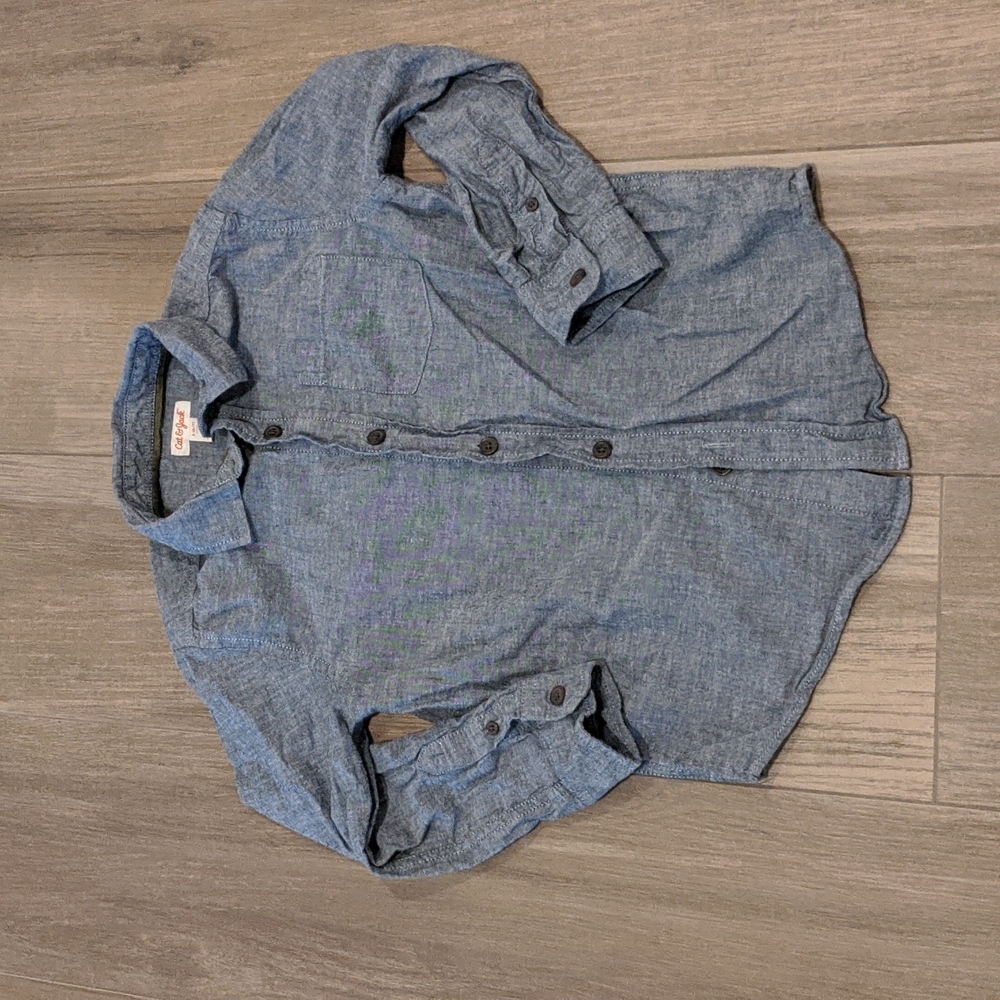 Cat and Jack button down shirt boys size 6